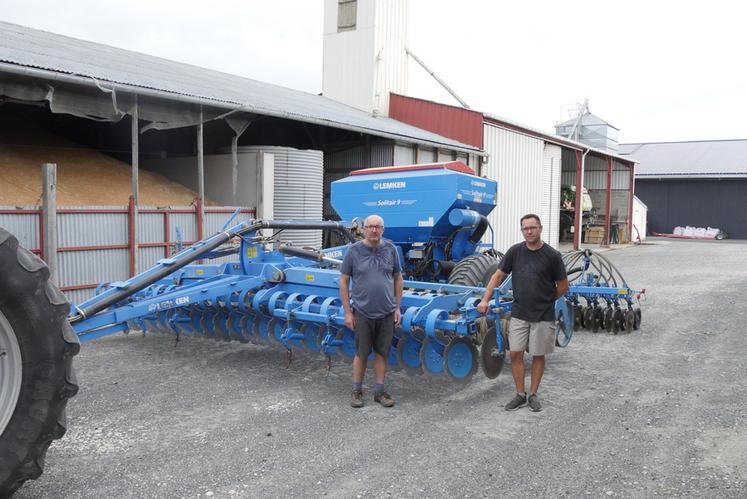 À Orbigny (Indre-et-Loire), même si les deux céréaliers du Gaec de Beauchene ont une stratégie arrêtée quant à la gestion du travail du sol, ils se laissent la possibilité d’adapter leurs pratiques en fonction de l’année et ses conditions météorologiques.