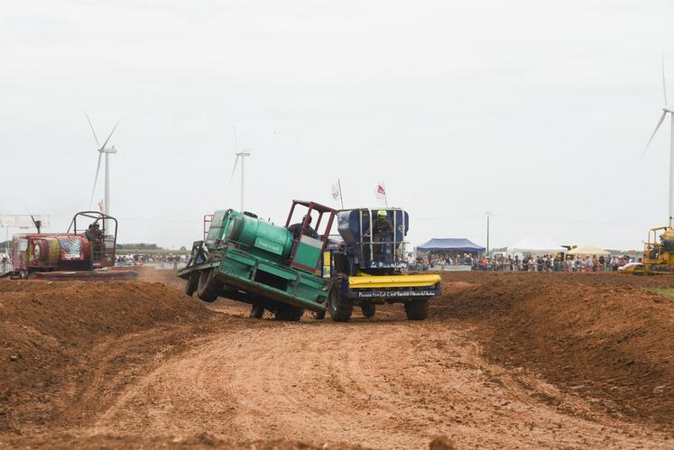 Cette fois encore, rien ni personne n'a pu arrêter Tornade (Senonches), dimanche.