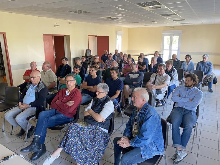 La Chapelle-Saint-Sulpice, mercredi 20 septembre. Samuel Vandaele poursuivait ses réunions de rentrée pour échanger avec les adhérents.