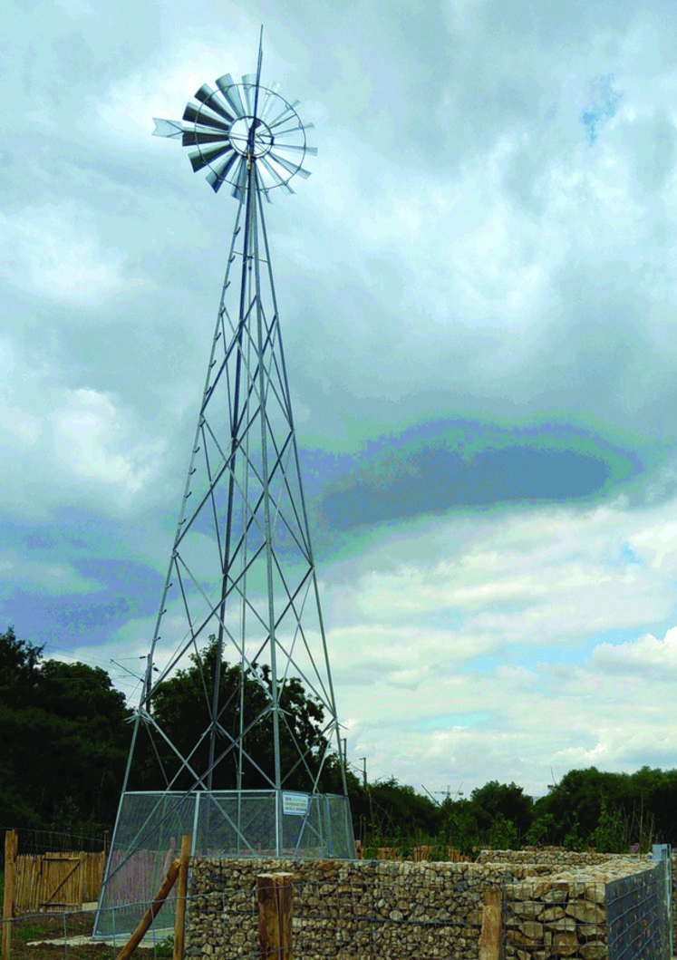 L’éolienne de pompage est l’assurance d'un matériel d'une grande résistance grâce à sa conception.