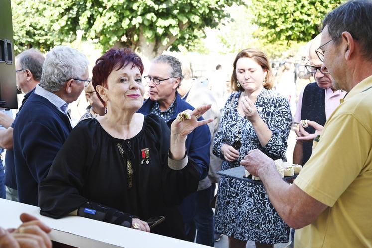 Une dégustation de viande et de spécialités culinaires flexitariennes était proposée.