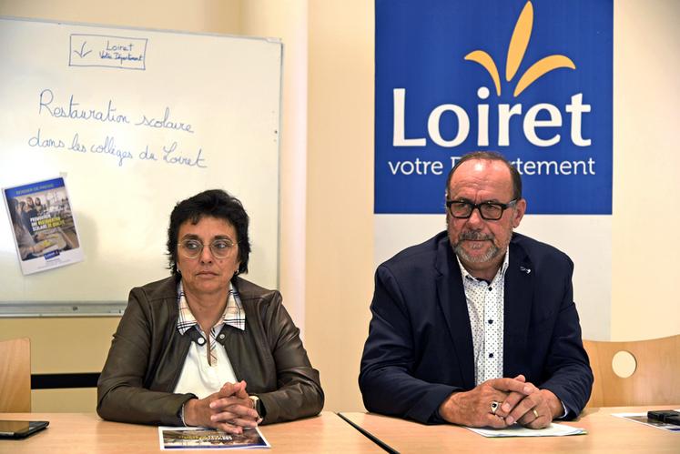 Mardi 10 octobre, à Artenay. Florence Galzin et Marc Gaudet étaient au collège Jean-Moulin pour parler de la restauration dans les collèges. 
