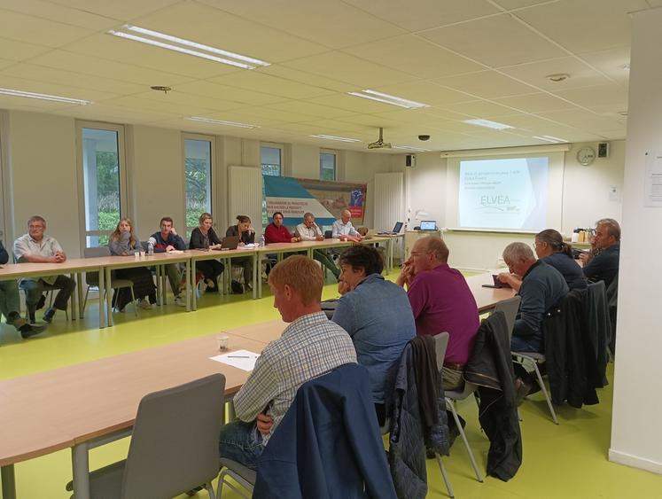 Brie-Comte-Robert, jeudi 21 septembre. Les adhérents à l'OP Elvéa Nos Bovins d'Île-de-France étaient réunis pour la première fois en assemblée générale. 