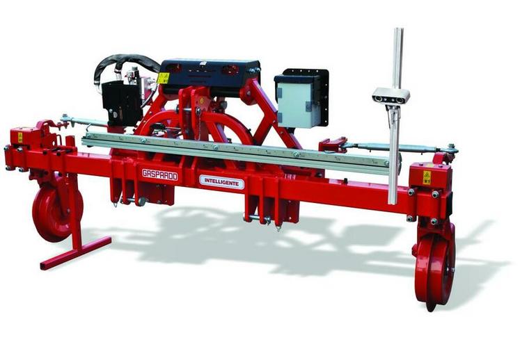 Le tout nouveau système Culticam MK4HD sera monté sur une bineuse pour un travail de précision.