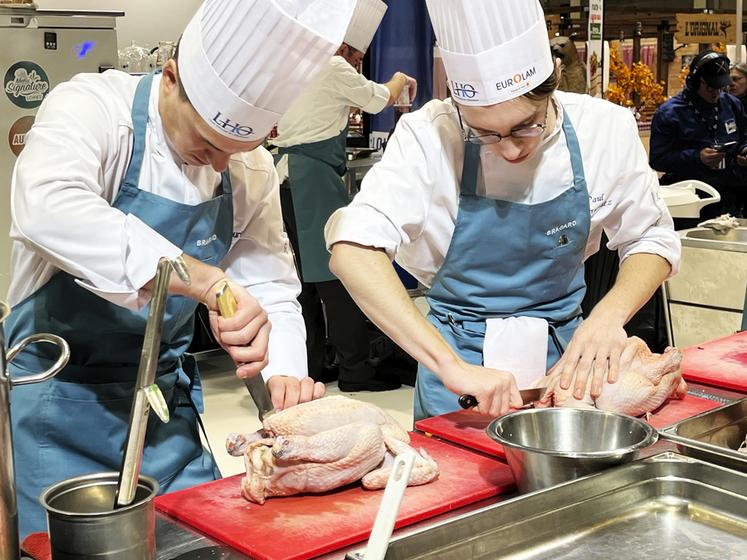 En plat principal, les équipes devaient se tourner vers la volaille, un choix reflétant l’importance de la filière avicole du Loiret.