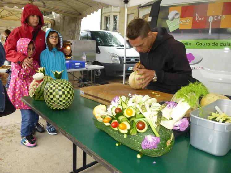 Attraction phare : l’éclosion en live d’œufs de poule a émerveillé petits et grands.