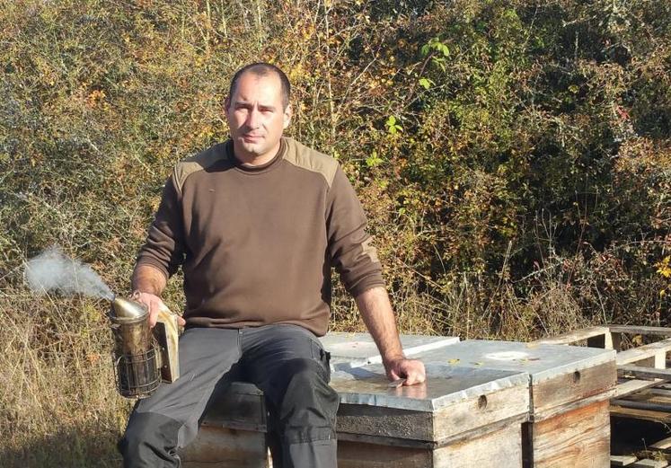 En raison d'une météo propice, Nicolas Douillet a fait une très belle récolte de miel de printemps.