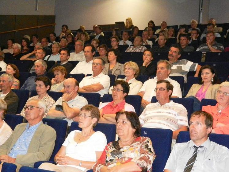 La conférence a passionné l’auditoire.