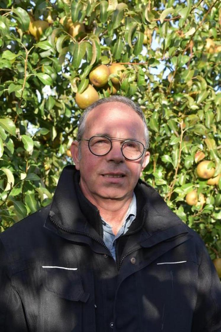 Jérôme Brou est arboriculteur à Saint-Denis-en-Val et administrateur du comité régional d’Interfel CVL.