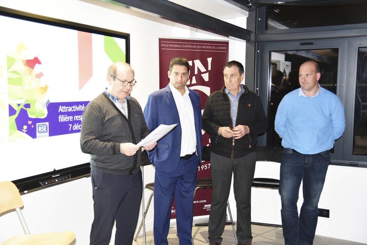 Paris, jeudi 7 décembre. Jean-Raymond Dumas, président d'Interbev Île-de-France et de l'École nationale supérieure des métiers de la boucherie qui accueillait la soirée, aux côtés de représentants de son bureau, Christophe Deplanche, Philippe Dufour et David Tourte.