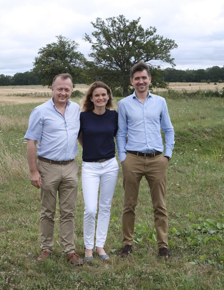 Éric Boban, fondateur de Calycé, Maël Sonnier et Dorothée Frisch-Gauthier, agricultrice à Brévonnes (Aube), associés de Calycé : « Nous aimerions que 100 % de nos projets soient portés par les jeunes ».
