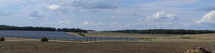 Bien connu dans l’exploitation de projets éoliens – 41 parcs construits en vingt ans – Calycé développe aussi des parcs agrivoltaïques.