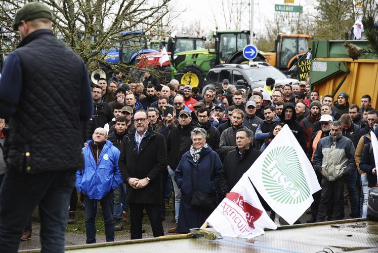 Près de 300 agriculteurs ont fait le déplacement mercredi 24 janvier pour participer à cette manifestation d'envergure nationale.
