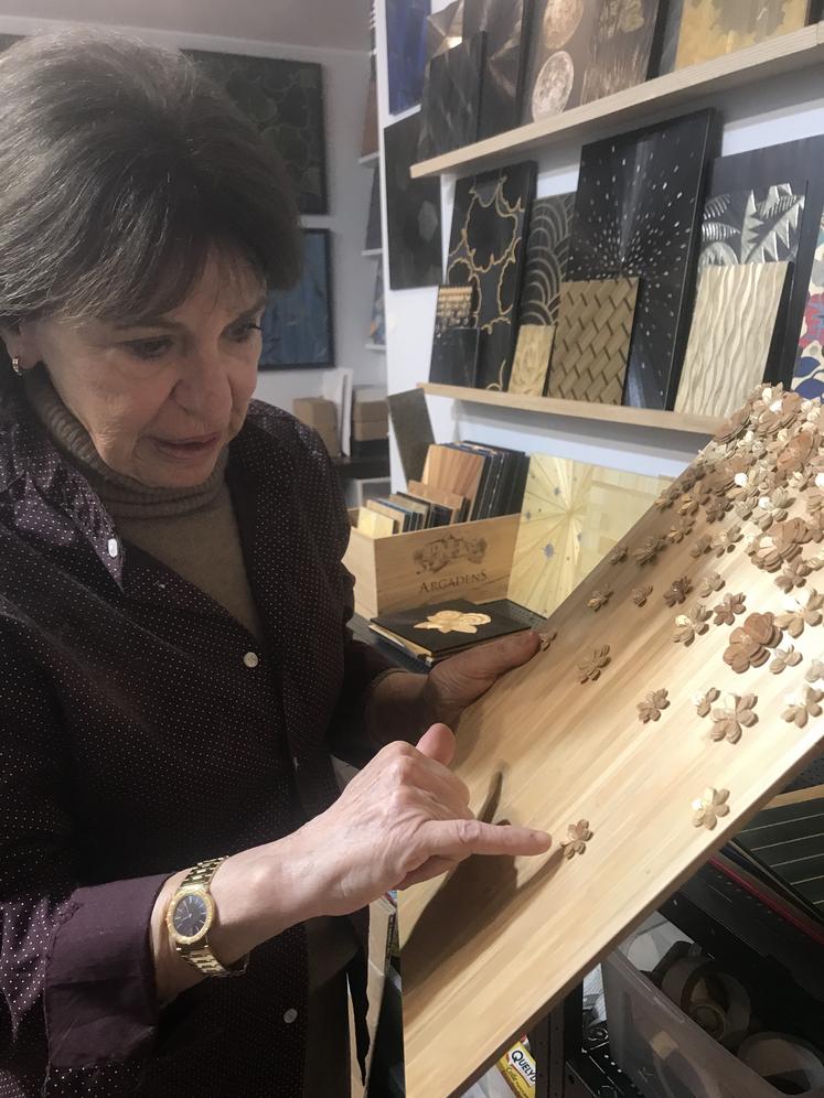 Lison de Caunes dans son atelier, à Paris.