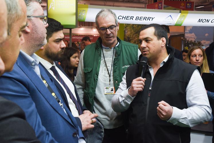 Au moment des discours, Yohann Serreau, élu Chambre en charge de l'élevage, a sensibilisé les officiels au risque de descendre sous un seuil qui ne permettrait plus de maintenir l'élevage en Eure-et-Loir.