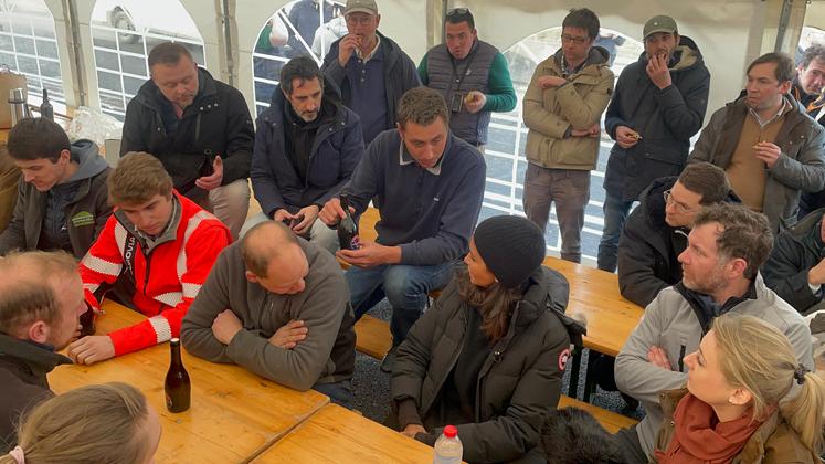 Manifestation d'agriculteurs sur l'A4 fin janvier 2024.