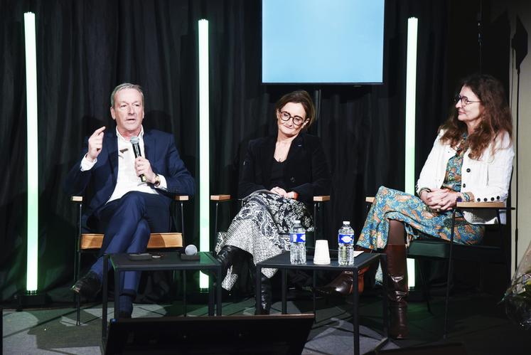 Isabelle Mesnard, Christelle Minard et Philippe Vigier (de d. à g.), ont échangé sur les raisons de l'attractivité du territoire.