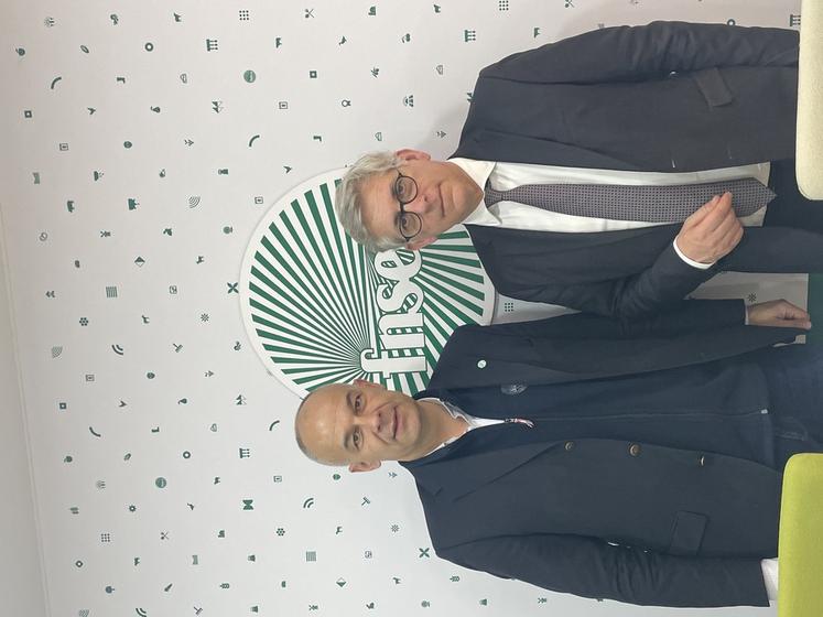 Le ministre Frédéric Valletoux a rejoint la délégation après un moment d'échanges avec le président de la FNSEA, Arnaud Rousseau.