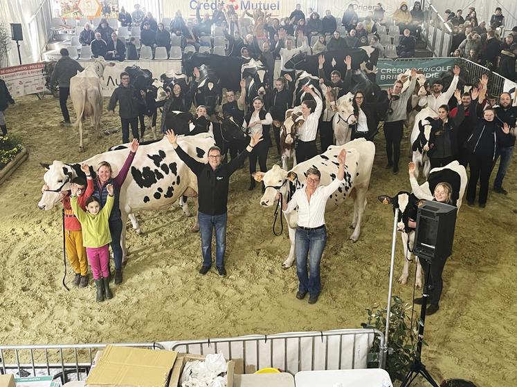 Coulommiers, samedi 23 mars. Un concours de haute qualité a animé le chapiteau sous le regard de très nombreux visiteurs.