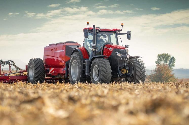 Avec le 260 CVX Drive, Case IH complète sa gamme Puma par le haut.