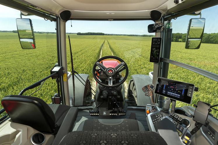 Avec 68 décibels, l'environnement de cabine du MF 8S est le plus paisible du marché.