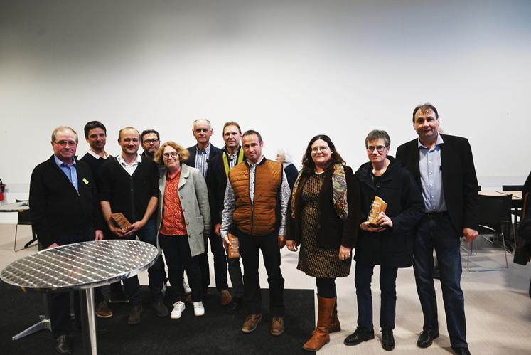 Mercredi 3 avril, à La Chaussée-Saint-Victor. Les lauréats du Concours départemental des vins de Loir-et-Cher ont reçu leurs distinctions lors de la Soirée des terroirs, en présence de François Cazin, président de la Fav 41, et d'Arnaud Bessé, président de la chambre d'Agriculture de Loir-et-Cher.