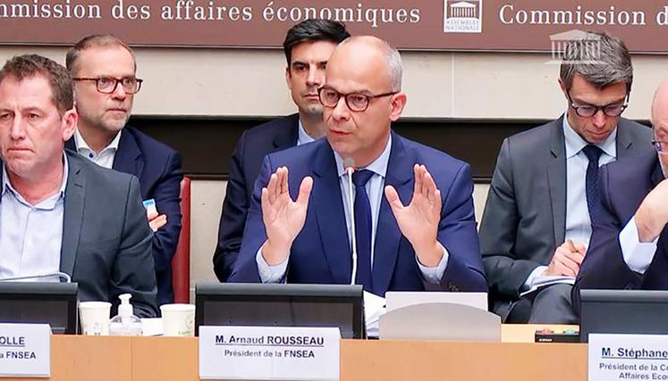 Mercredi 10 avril, à Paris. Arnaud Rousseau a exprimé devant la commission des affaires économiques de l'Assemblée nationale la volonté de la FNSEA de voir l’ensemble des paquets de textes avancer afin d'orienter l’agriculture d’une manière complète et cohérente.