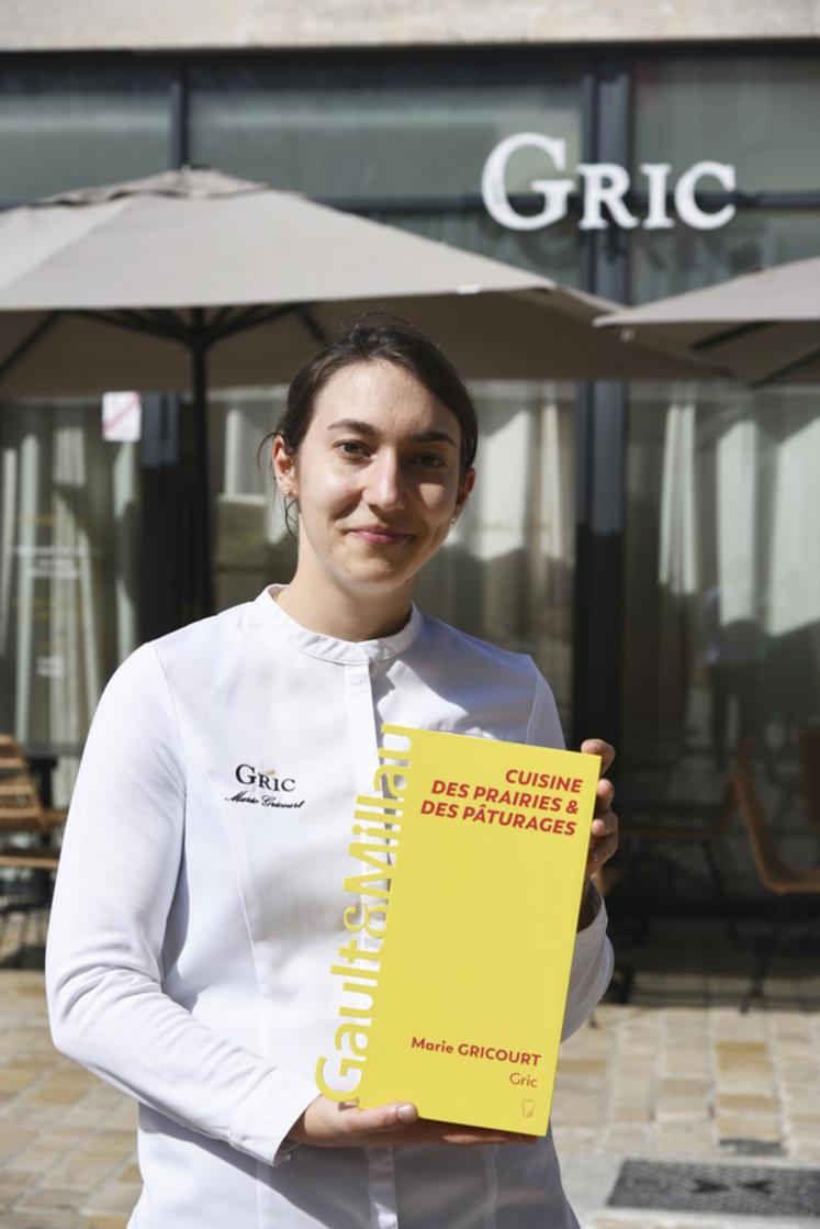 Marie Gricourt s'est dite très fière d'avoir remporté ce nouveau trophée qui trône fièrement au Gric.