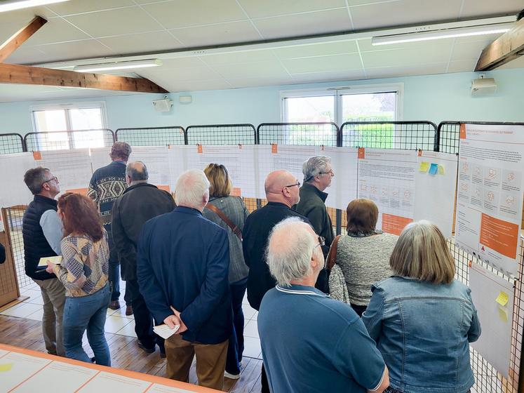 Le 13 avril, au Gault-Saint-Denis. Les habitants des territoires de la Beauce et du Dunois ont pu prendre connaissance des avancées du Plan alimentaire territorial.