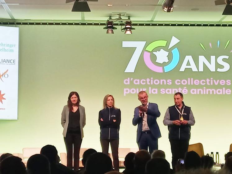 Paris, jeudi 25 avril. De g. à d. : Kristel Gache, directrice de GDS France, Anne-Sophie Riot, coordinatrice du GRDS IDF, Christophe Moulin, président de GDS France, Philippe Dufour, président du GRDS IDF.