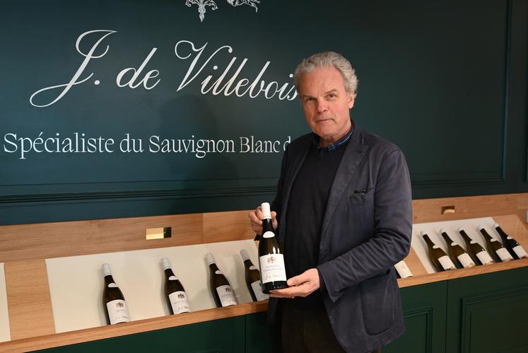 Joost de Willebois est le dirigeant du Domaine J. de Villebois qui est spécialisé dans le sauvignon et qui a inauguré il y a quelques mois son nouveau chai à Chémery. 