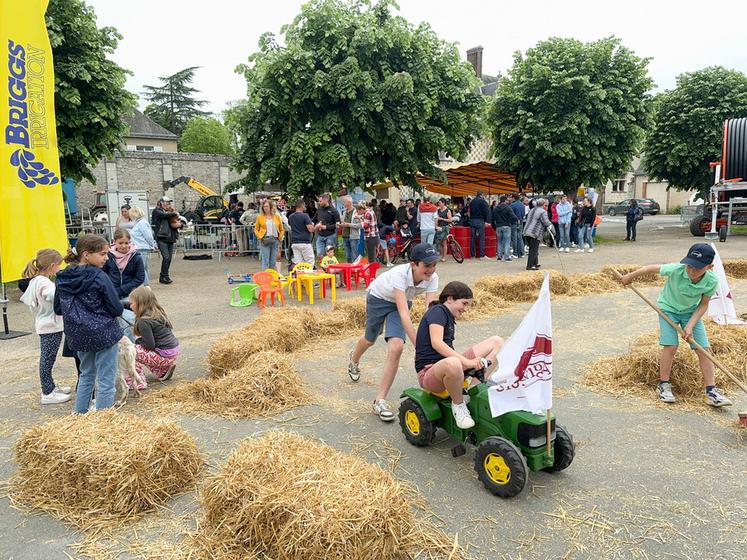 Le 20 mai, à Bonneval. 