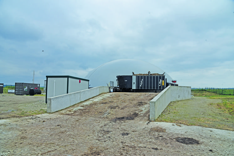 Le nouveau méthaniseur de la ferme expérimentale de Grignon a démarré avec une production de 54 normo m3/h. 