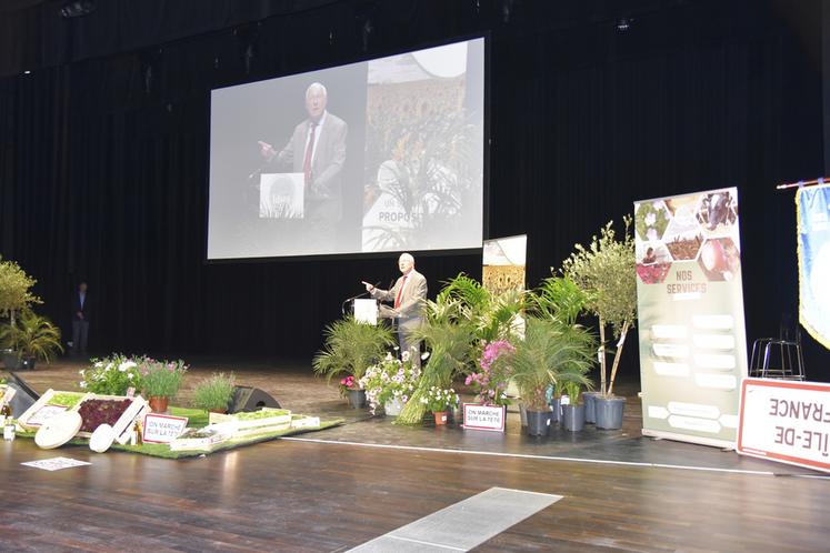 Le préfet, Pierre Ory, a clôt les travaux de l'assemblée générale. 