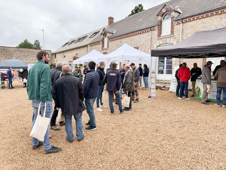 Le 31 mai, à Pézy. AC Négoce Coupé a invité ses fournisseurs et ses clients pour une journée portes ouvertes et des visites d'essais.