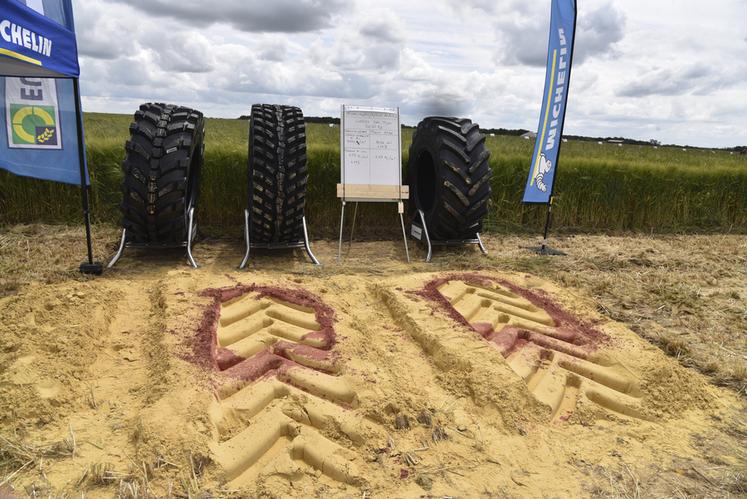 Des représentants de Michelin et Euromaster ont répondu aux questions des participants sur la pression idéale des pneus en fonction des utilisations.