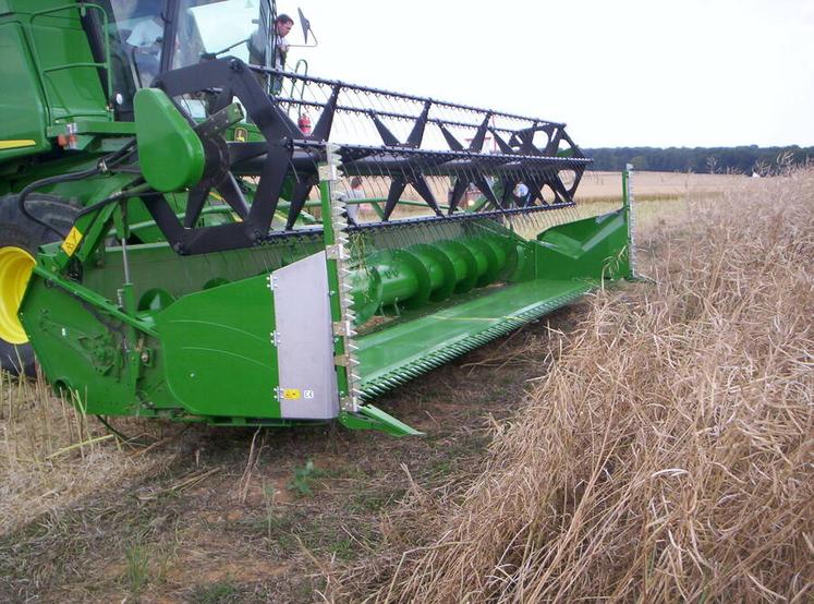 Les prolonges de coupe permettent d’augmenter la surface de réception de la récolte. 