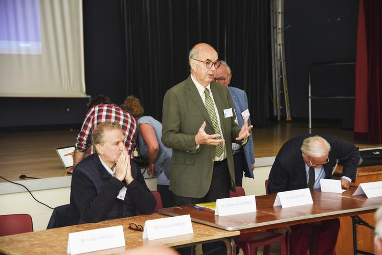 Jeudi 13 juin, à Chérisy. Olivier de Schonen a présidé l'AG du SDPPR.