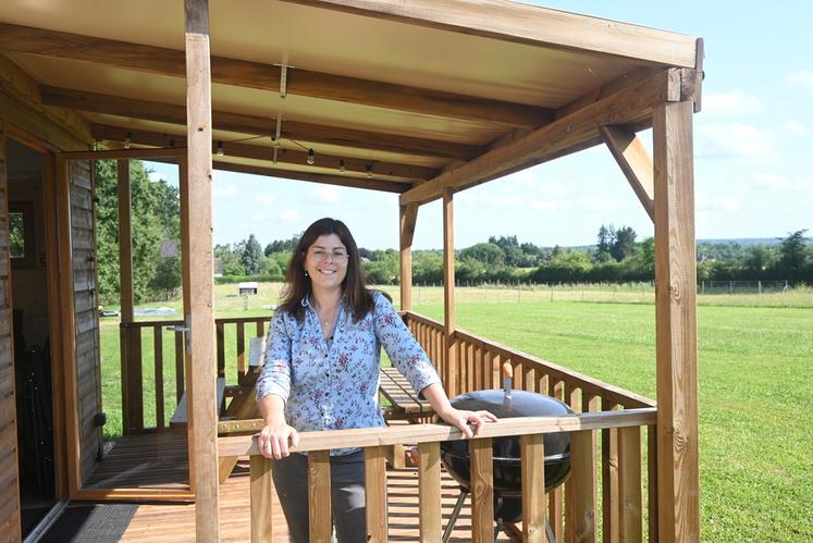 Marion Lehoux est la gérante du camping Les Cabanes du Tertre à Cour-Cheverny qui a ouvert ses portes le 20 avril dernier. 