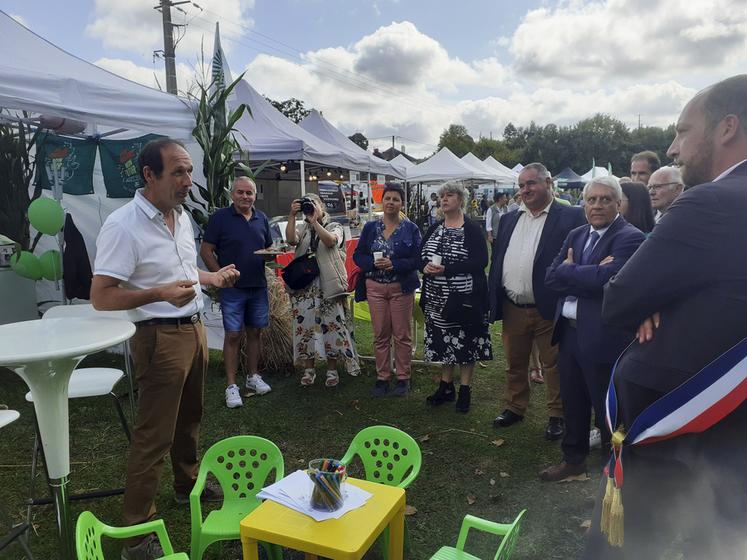 Les élus de la FNSEA 45 seront à l'écoute de tous les agriculteurs pour échanger sur leurs attentes et partager un moment convivial.