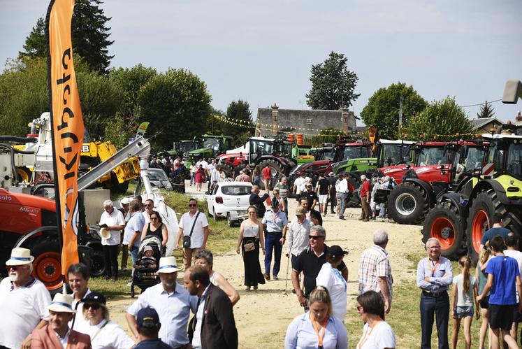 Du samedi 24 au dimanche 25 août, à Courtenay. Une exposition de matériel récent et ancien était visible tout le week-end à l'occasion du comice agricole organisé par le comité et la commune.