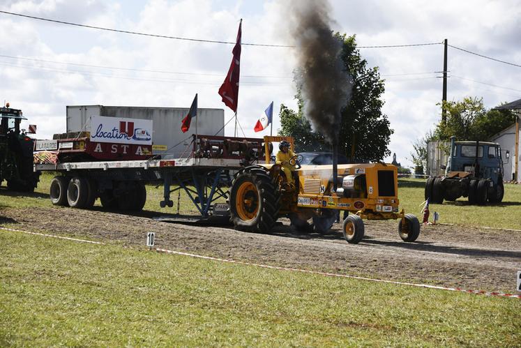 Dans la catégorie 5,7 tonnes, l'engin - baptisé Titan - de Jean-Paul Damème, président de l'Asta, est arrivé à la dernière place.