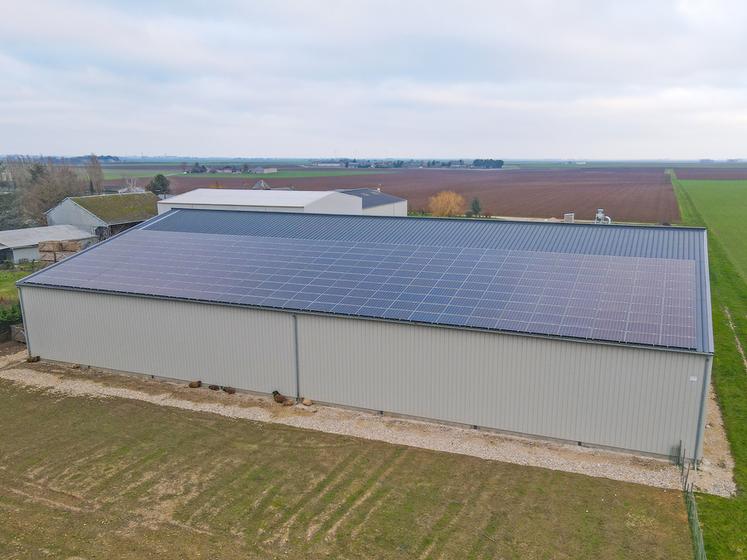 Le système de l'autoconsommation collective offre de nombreuses opportunités aux agriculteurs.