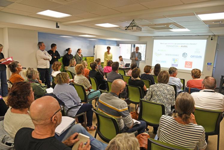 Jeudi 5 septembre, à Orléans. L’association Open Agrifood a lancé son opération « Apprendre à bien manger pour être heureux » visant à sensibiliser les enfants aux bienfaits d'une alimentation équilibrée.