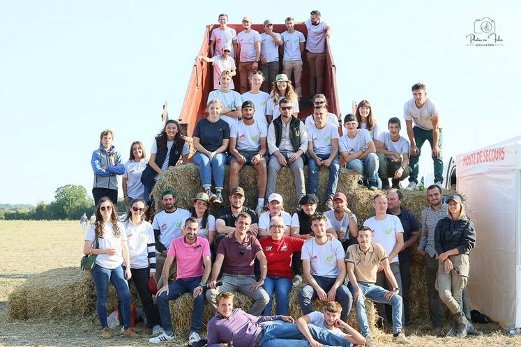 Les JA ont posé pour la traditionnelle photo de groupe au terme de deux journées éprouvantes. 