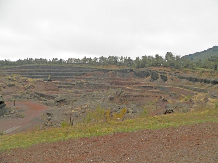 Vieux de plus de 30 000 ans, le volcan de Lemptégy est situé au cœur du site naturel de la chaîne des Puys. La faille de Limagne est inscrite au patrimoine de l’Unesco.