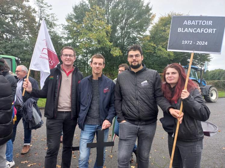 Les JA de la région étaient présents à Blancafort (Cher) pour défendre l'outil de production.