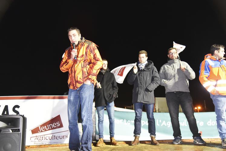 Samuel Vandaele, président de la FDSEA 77, a appelé les agriculteurs à se mobiliser tous les sept à dix jours et à ne pas baisser les bras pour que l'agriculture et l'alimentation soient considérées à leur juste valeur. 