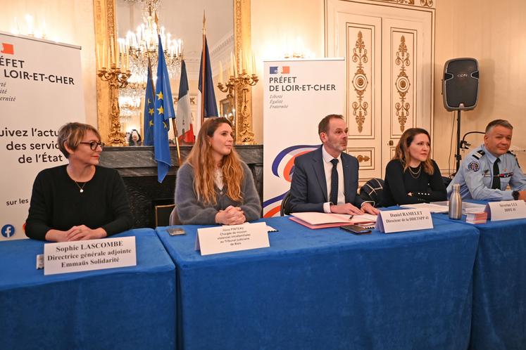 Lundi 25 novembre, à Blois. Les chiffres tragiques des violences faites aux femmes ont été rappelés lors d'une conférence de presse. 