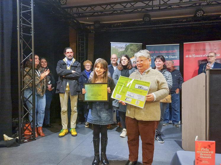 Dimanche 17 novembre, à Fresnay-l'Évêque. Le premier prix Première plume a été attribué à Charlie Martin pour La Fabuleuse aventure de Marguerite.